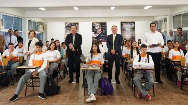 Estudiantes verán tres veces a la semana temas sobre los peligros y las consecuencias del consumo