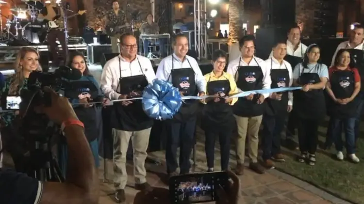 El alcalde Antonio Astiazarán dio por inaugurado el evento. (Foto: Captura de video)