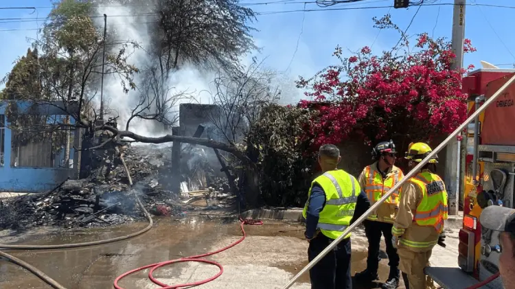 La casa quedó en cenizas. (Foto: Cortesía/EXPRESO)