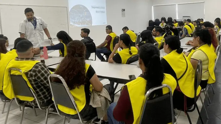 Mediante el programa Empleason se abrieron 60 plazas. (Especial/EXPRESO)