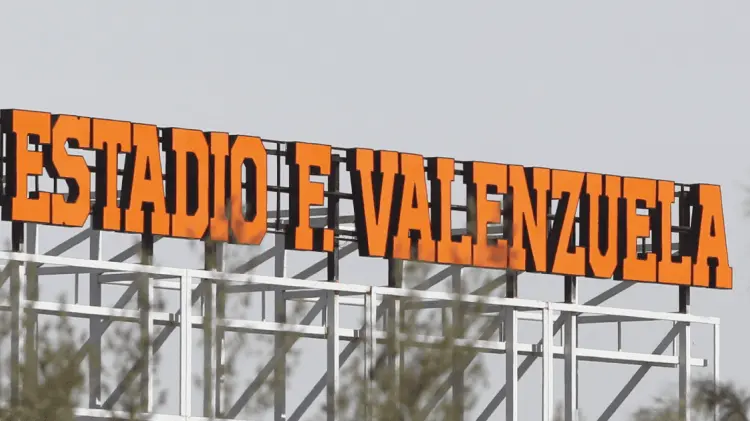 El otrora Estadio Sonora ha tomado el nombre de la leyenda mexicana (Foto: J. Ballesteros/EXPRESO)