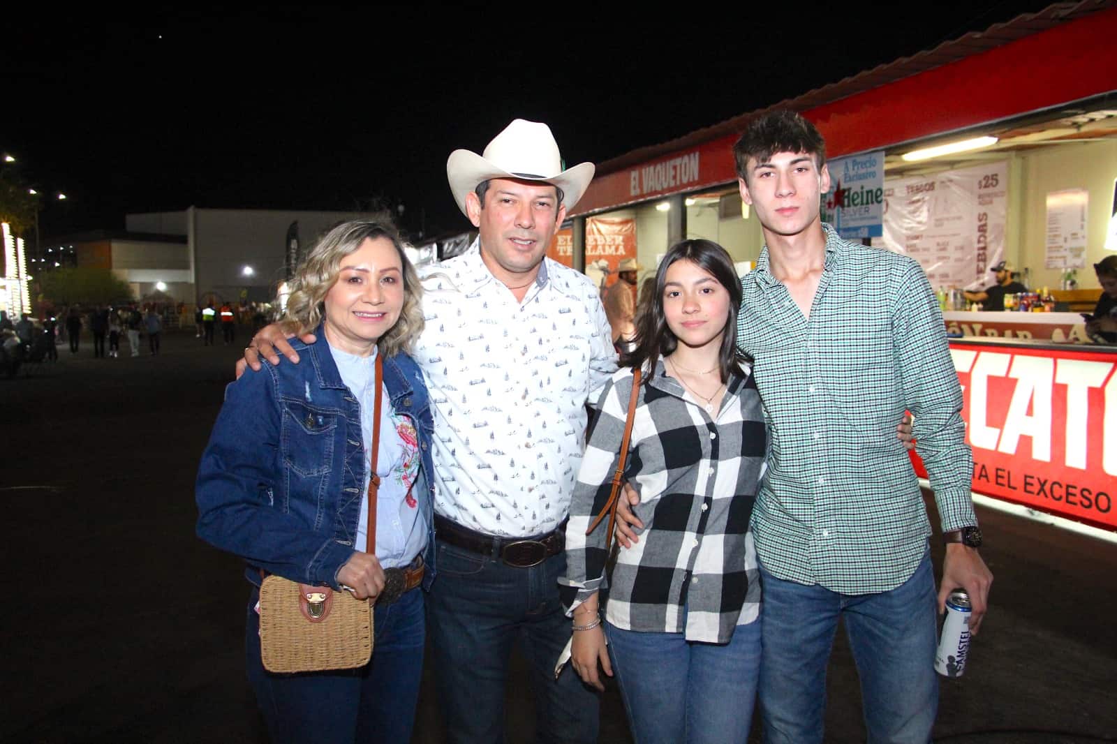 Familias se divierten en la ExpoGan 2023