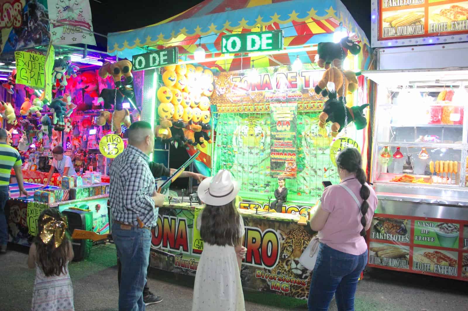 Familias se divierten en la ExpoGan 2023