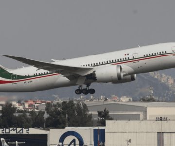 El ahora exavión presidencial deja México rumbo a Tayikistán