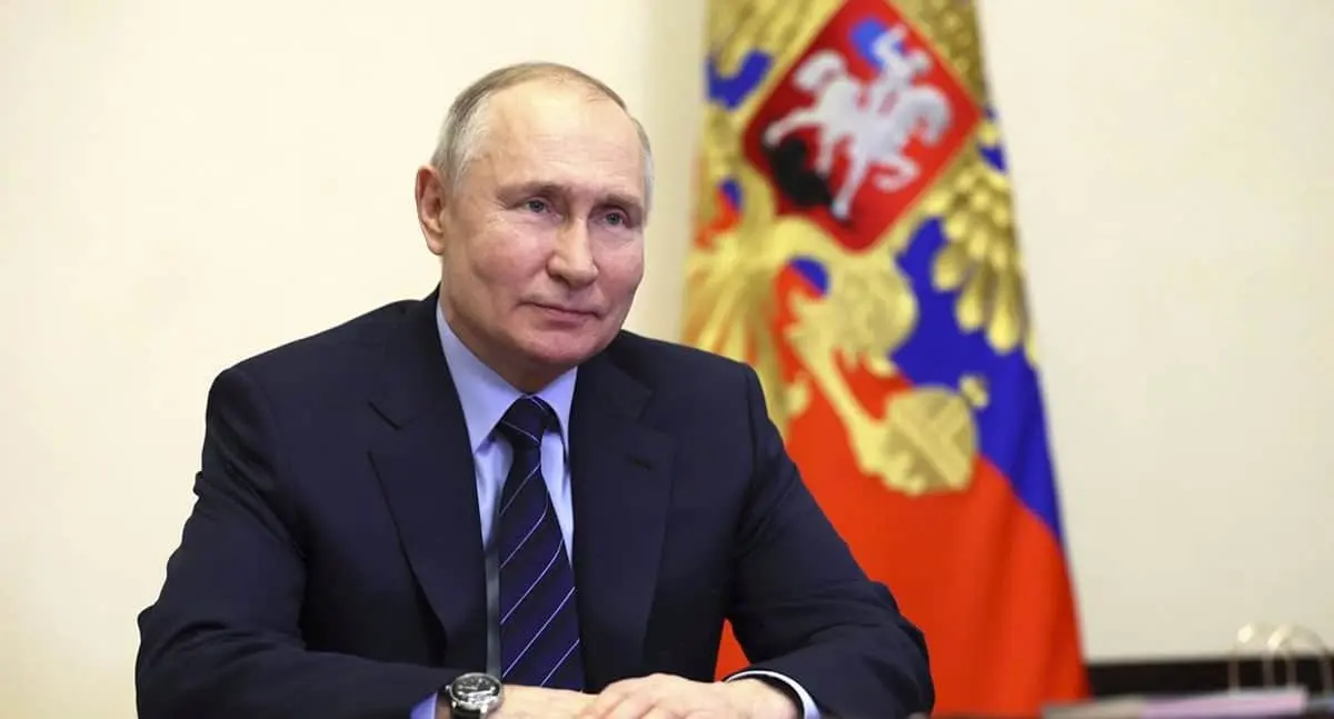 Rusia introduce cadena perpetua para condenados por traición