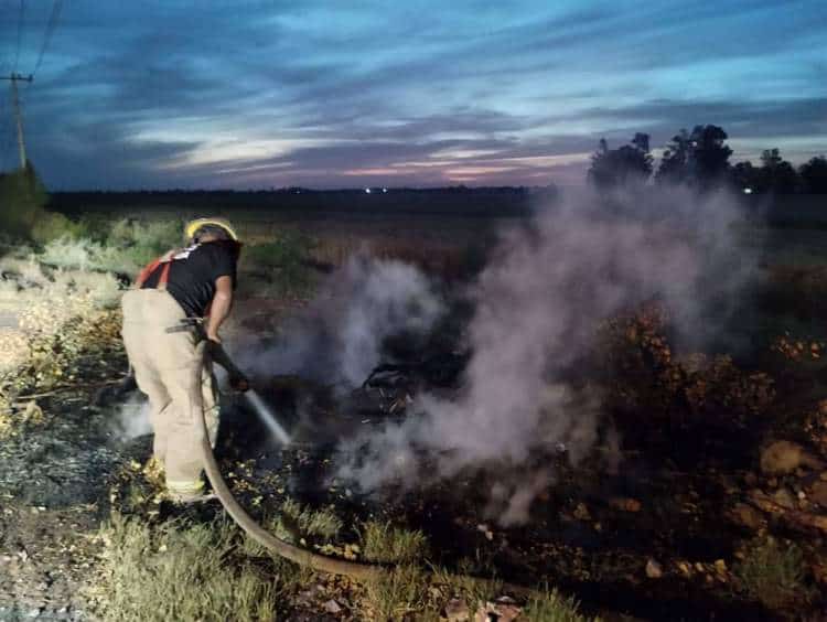 Bomberos registran tres incendios de vehículos en menos de 12 horas