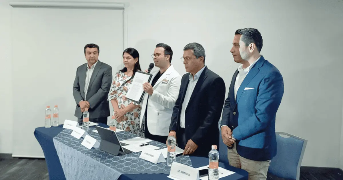 Médicos exigen regulación contra clínicas estéticas patito