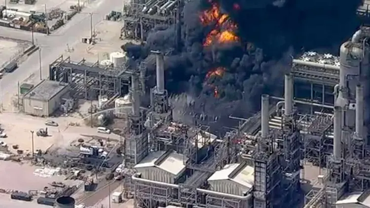 El fuego se ha generado en Deer Park, Texas. (Foto: ABC123/EXPRESO)