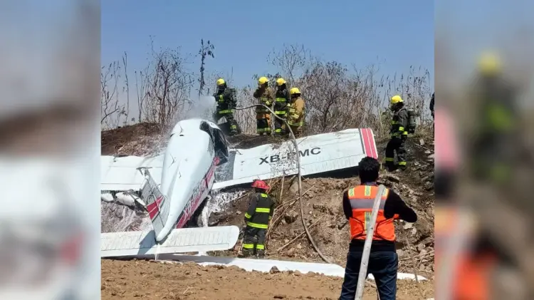Desplome de avioneta en Puebla deja dos heridos (Foto: Especial/EXPRESO)