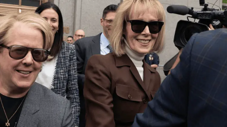 E. Jean Carroll es la escritora que acusó a Trump de violador. (Foto: Redes / EXPRESO)