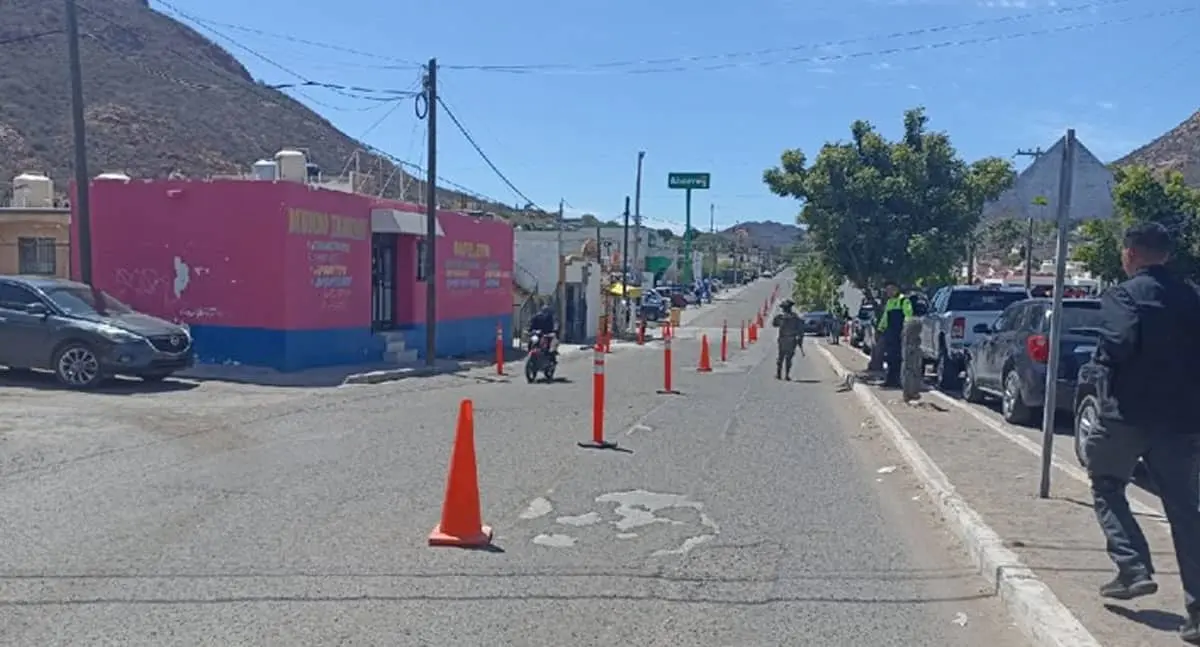 ¿Repararán las grietas del bulevar Las Plazas?