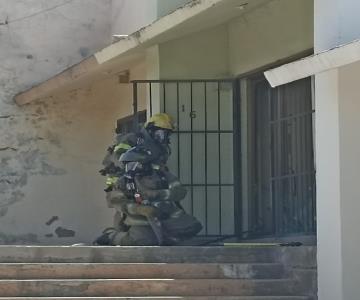 Bomberos sofocan incendio en local por un corto circuito en Loma Linda