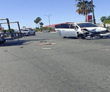 Policía atendió choque entre dos vehículos; dejó un repartidor lesionado