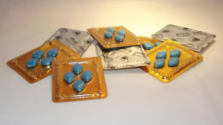 Alumnas dan viagra en limonada de compañeros (Foto: Especial/EXPRESO)