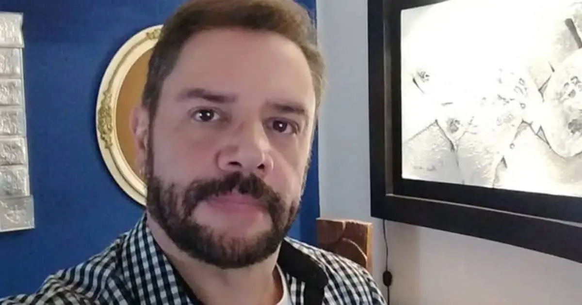 Héctor Parra es absuelto de cargos de abuso sexual