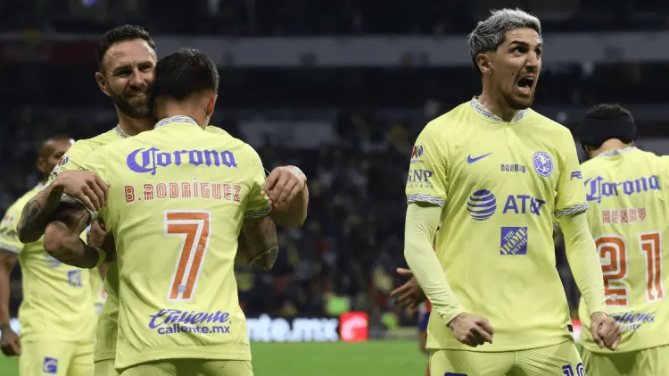 Brian Rodríguez ingresó para hacer el gol con el que América aseguró el pase. (Foto: El Universal)