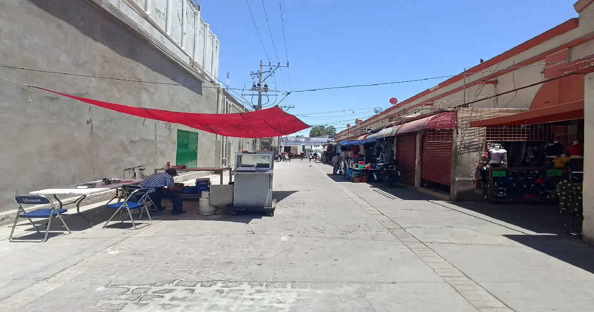 Construcción de rampa de supermercado divide opiniones entre Gaymenses