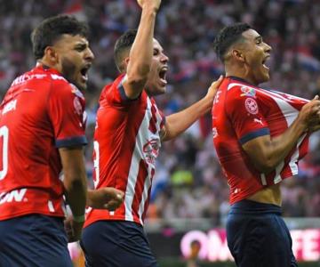 Habrá clásico nacional y regio; Chivas gana 1-0 al Atlas y pasa a semifinal