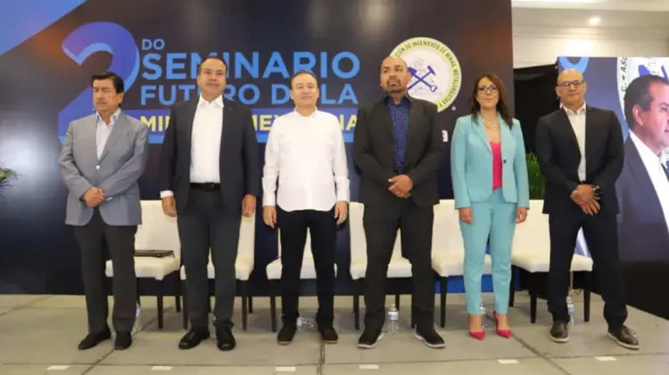 Abordan la importancia de la minería en seminario