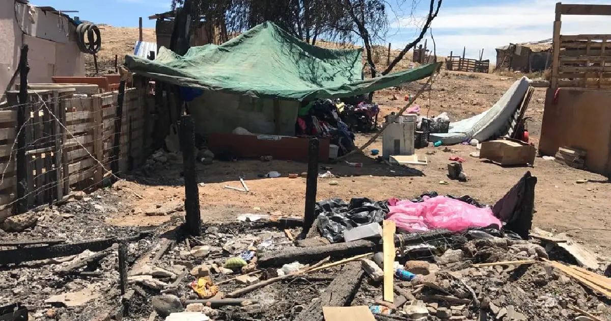 Vecinos de invasión Guayacán siguen trabajando para levantar sus viviendas