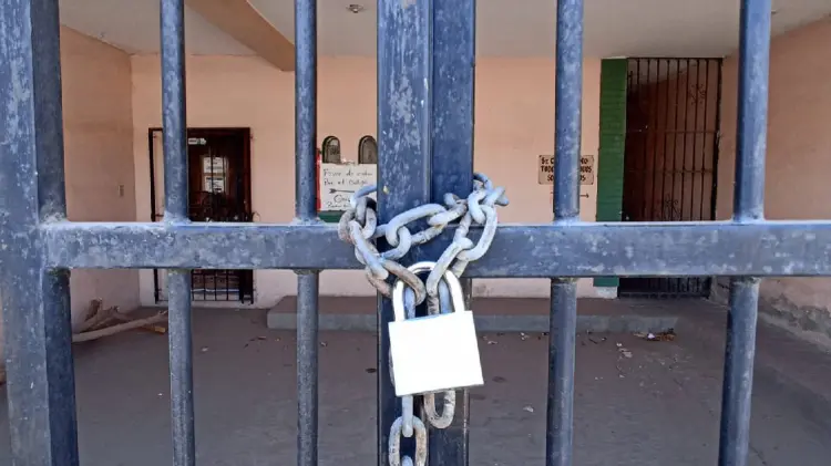 Bloquean puerta de Procuraduría Agraria en Naavojoa (Foto:John Castellón/EXPRESO)