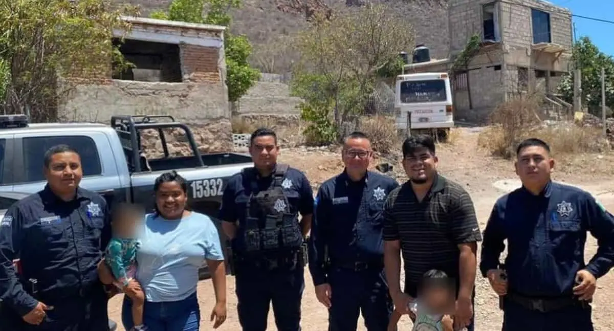Madre olvida a su hijo de cuatro años en el camión en Guaymas