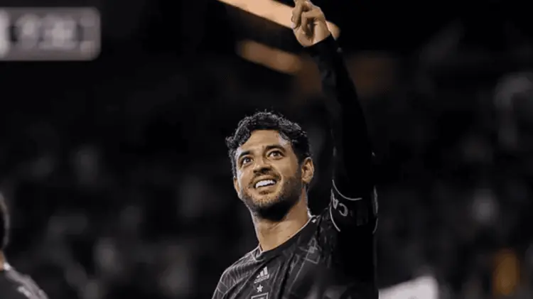 Carlos Vela no descarta jugar en la Liga MX. (Foto: Cortesía)