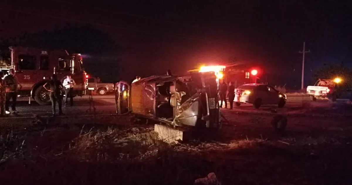 Volcadura en la Navojoa-Etchojoa deja a dos mujeres lesionadas