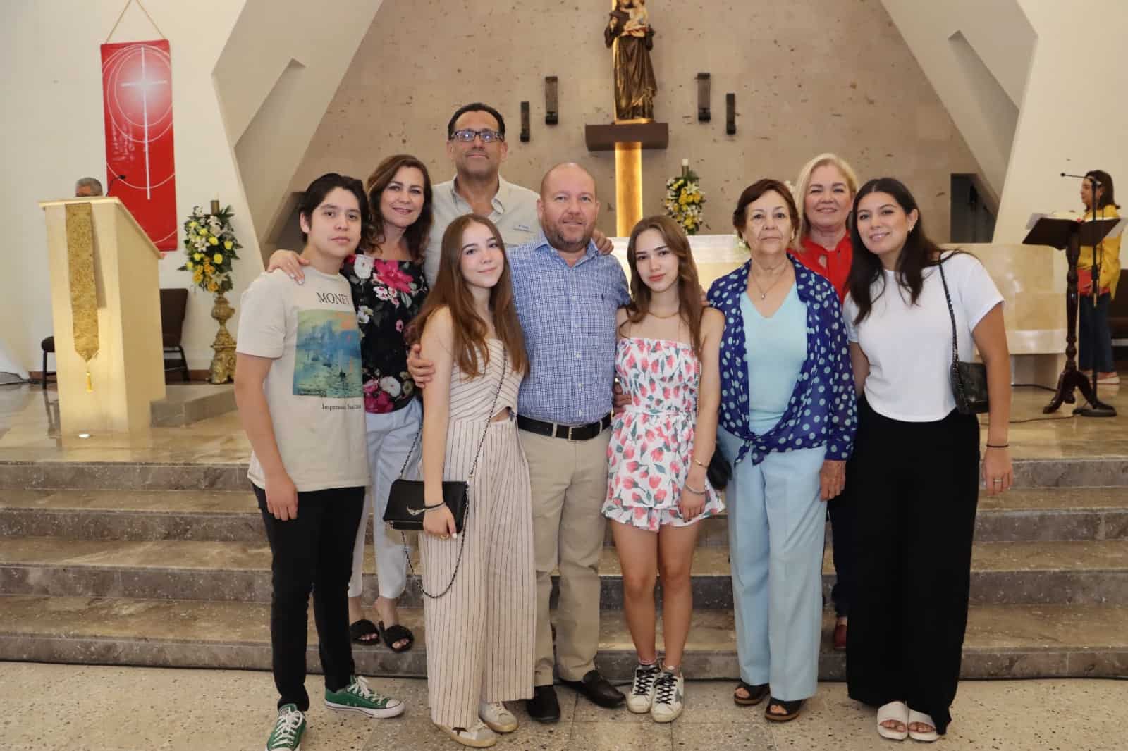 Con misa da gracias por su cumpleaños