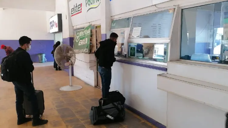 Aumenta 50% flujo de pasajeros en Central de Autobuses Hermosillo (Foto:Archivo/EXPRESO)