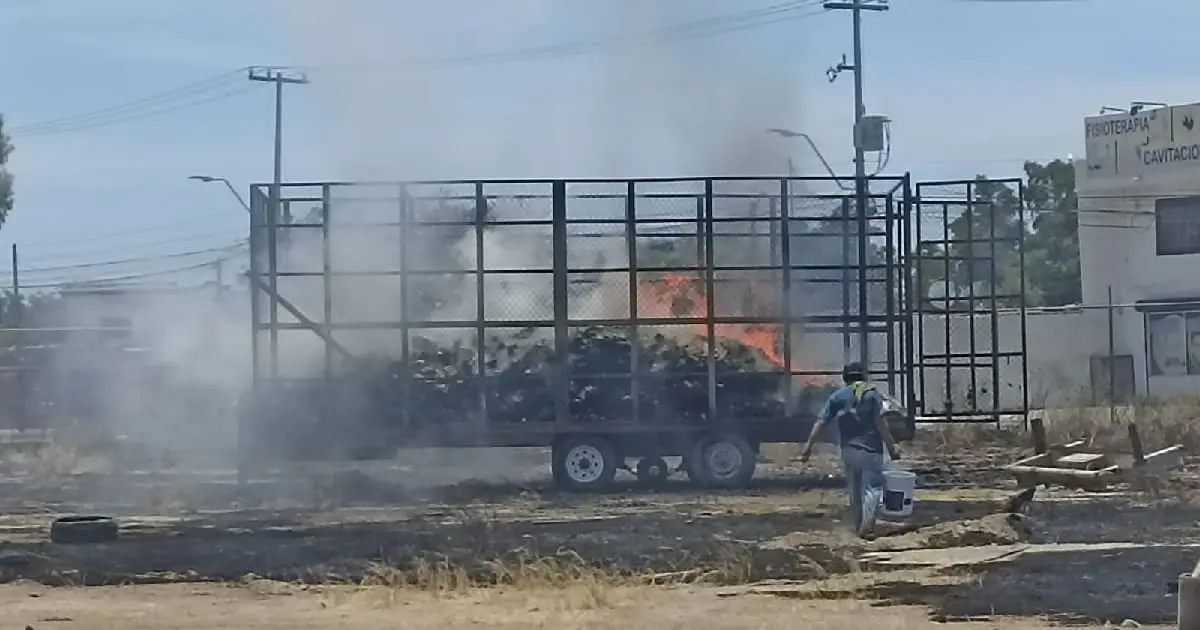 Quema de basura en un predio se propagó a una batanga en Jacinto López
