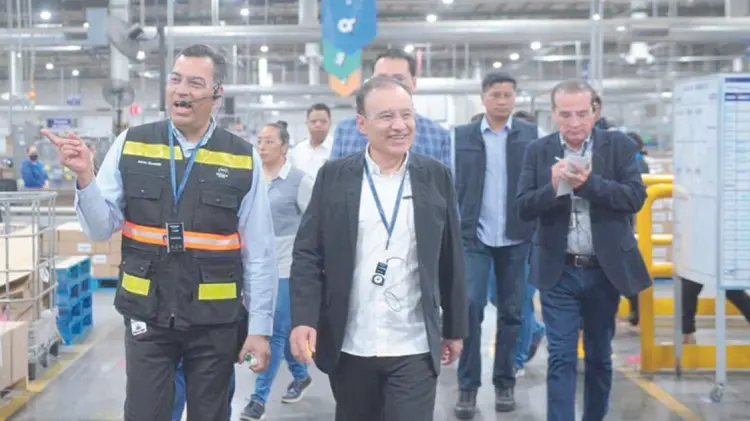 El gobernador Alfonso Durazo promueve la generación de empleo. (Foto: Especial/EXPRESO)