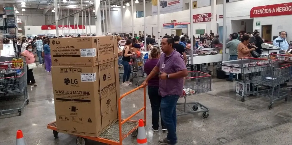 Aumenta 3.45% consumo privado; suma 26 avances