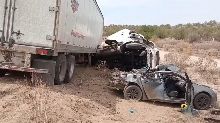 Accidente en Hermosillo-Nogales dejó tres lesionados (Foto:Tadeo Cruz/EXPRESO)