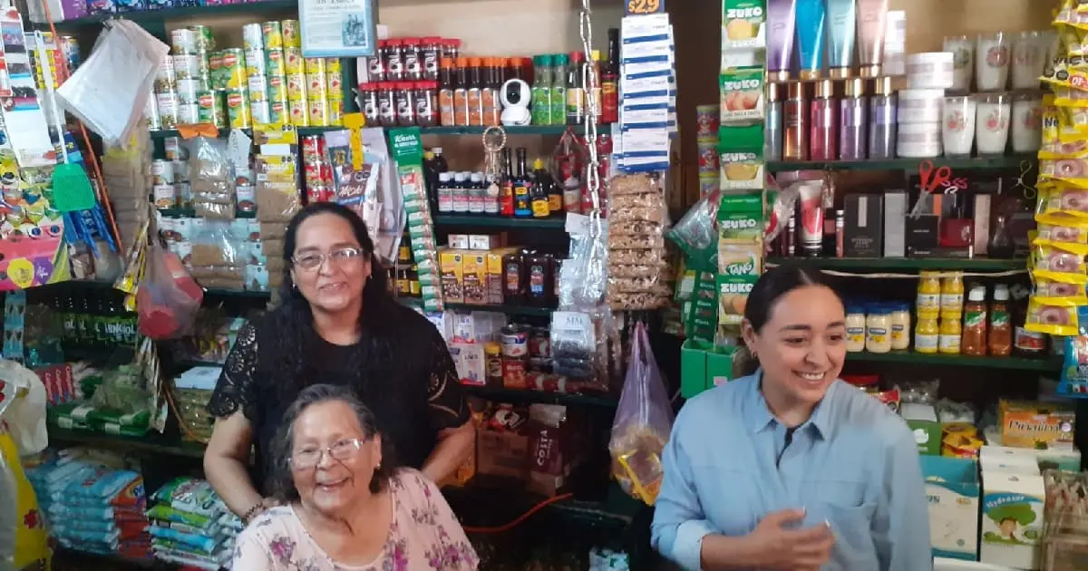 Premia Canacope al abarrotero más legendario de Hermosillo