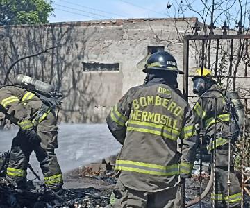 Incendio en vivienda abandonada dejó daños considerables en estructura