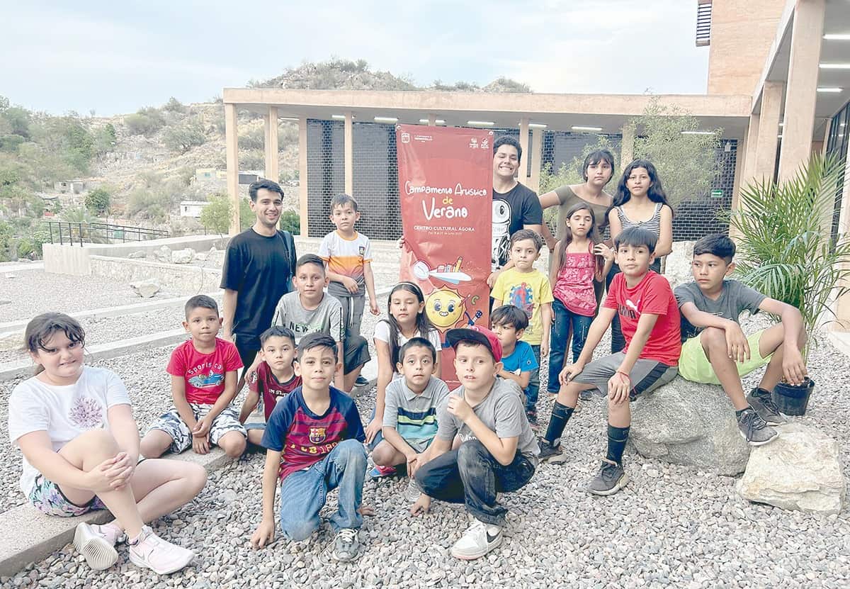 Construyen comunidad con arte en Campamento Artístico de Verano