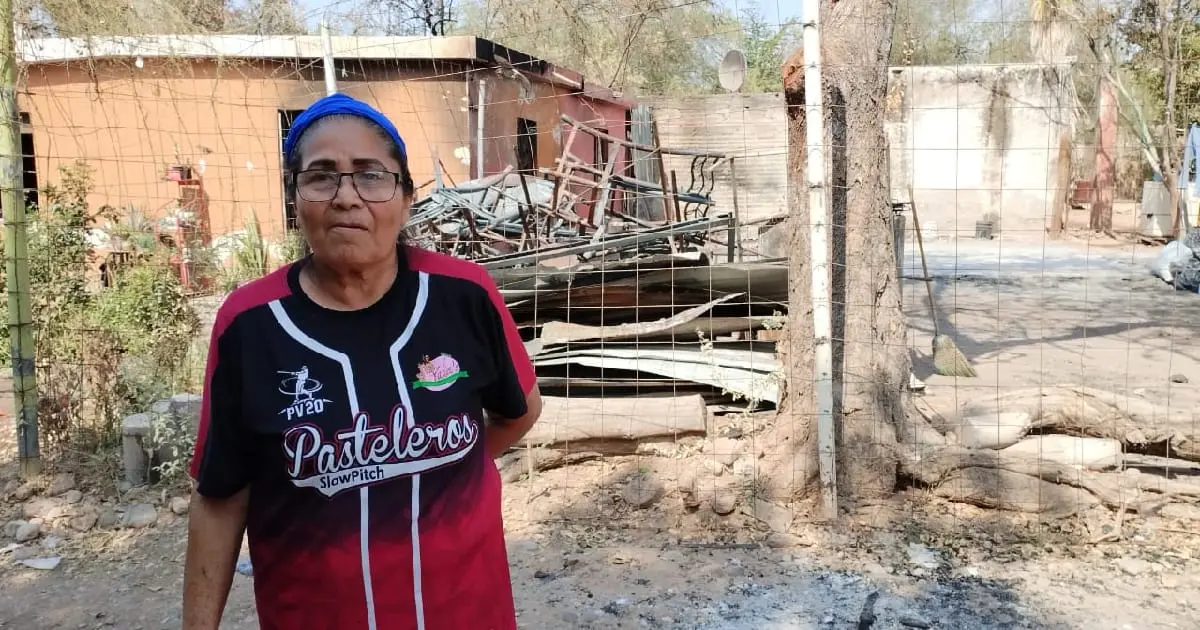 Solicitan ayuda para familia que perdió todo en incendio de Tetanchopo