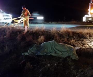 Hombre muere luego de volcar y salir proyectado de su vehículo