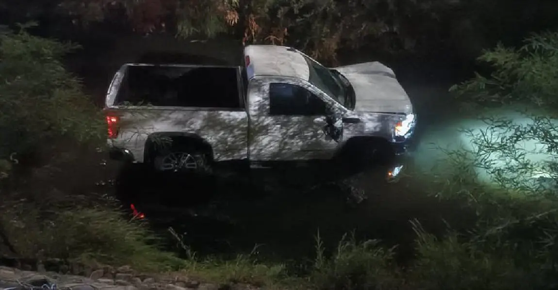 Conductor sufre paro cardíaco y cae a canal pluvial; perdió la vida