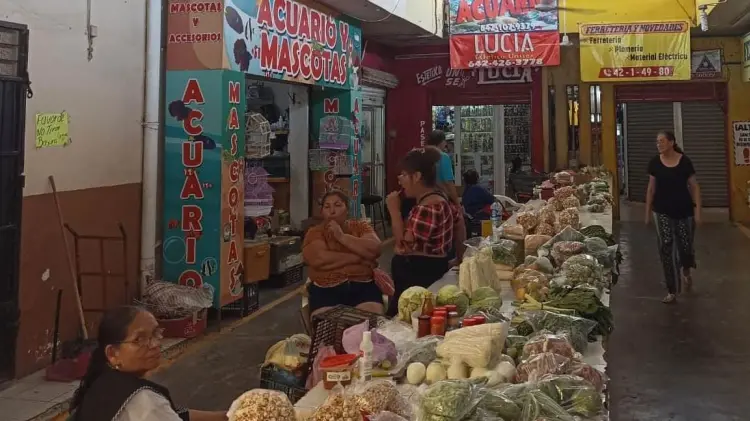 Las comerciantes no cuentan con refrigeradores. (Foto: Especial / EXPRESO)