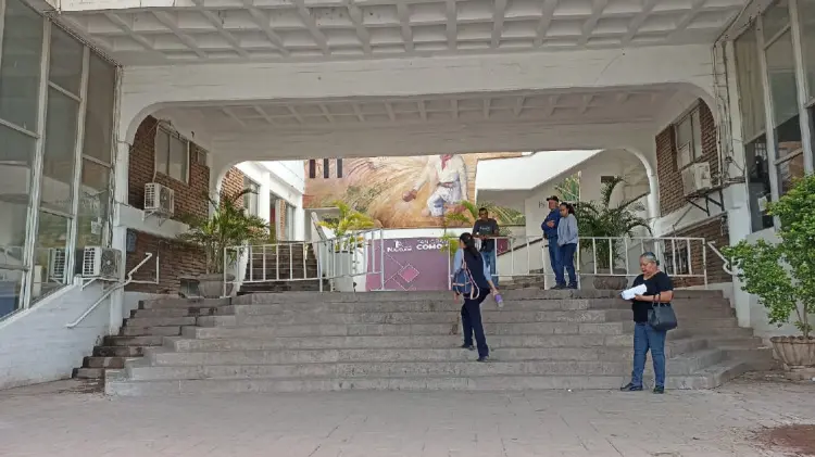Reducen nómina en el Ayuntamiento de Navojoa (Foto:John Castellón/EXPRESO)