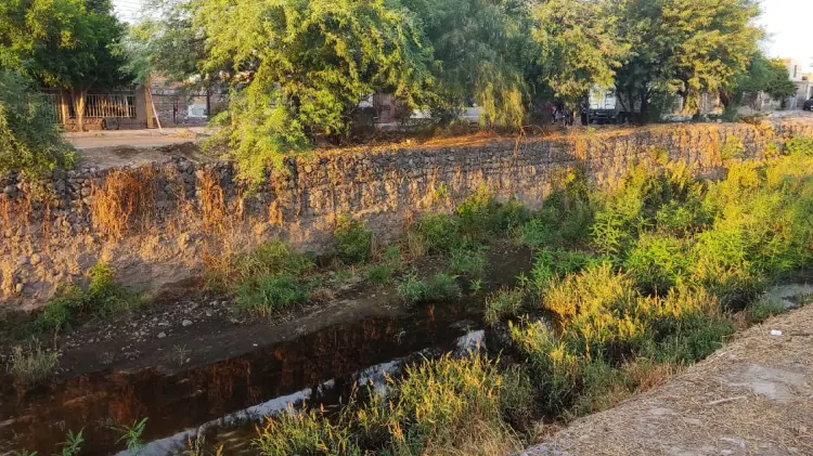 Hombre en situación de calle cayó a canal pluvial (Foto:Cristian Ruíz/EXPRESO)