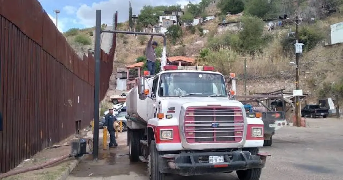Vecinos de La Mesa piden agua y reportan a piperos por altos precios