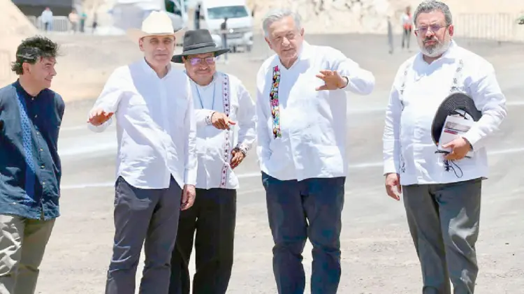 Supervisan obras de modernización de la carretera Guaymas-Chihuahua (Foto: Especial/EXPRESO)