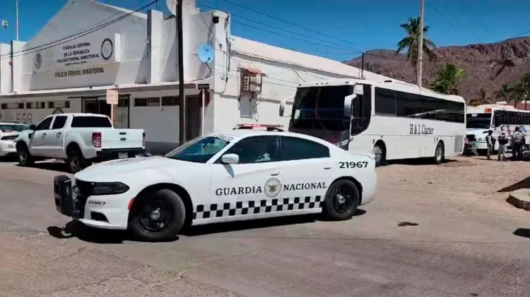 El camión trasladaba a un grupo de 129 inmigrantes (Foto: Blanca Ruelas/EXPRESO)