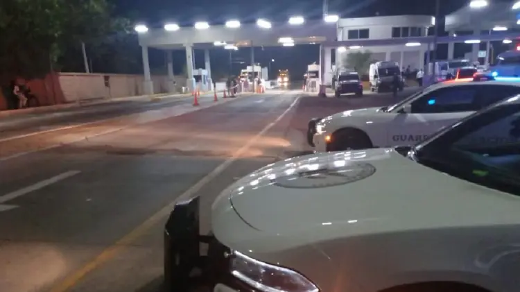 Detienen a 12 personas por tomar casetas de cobro al sur de Sonora (Foto:Especial/EXPRESO)