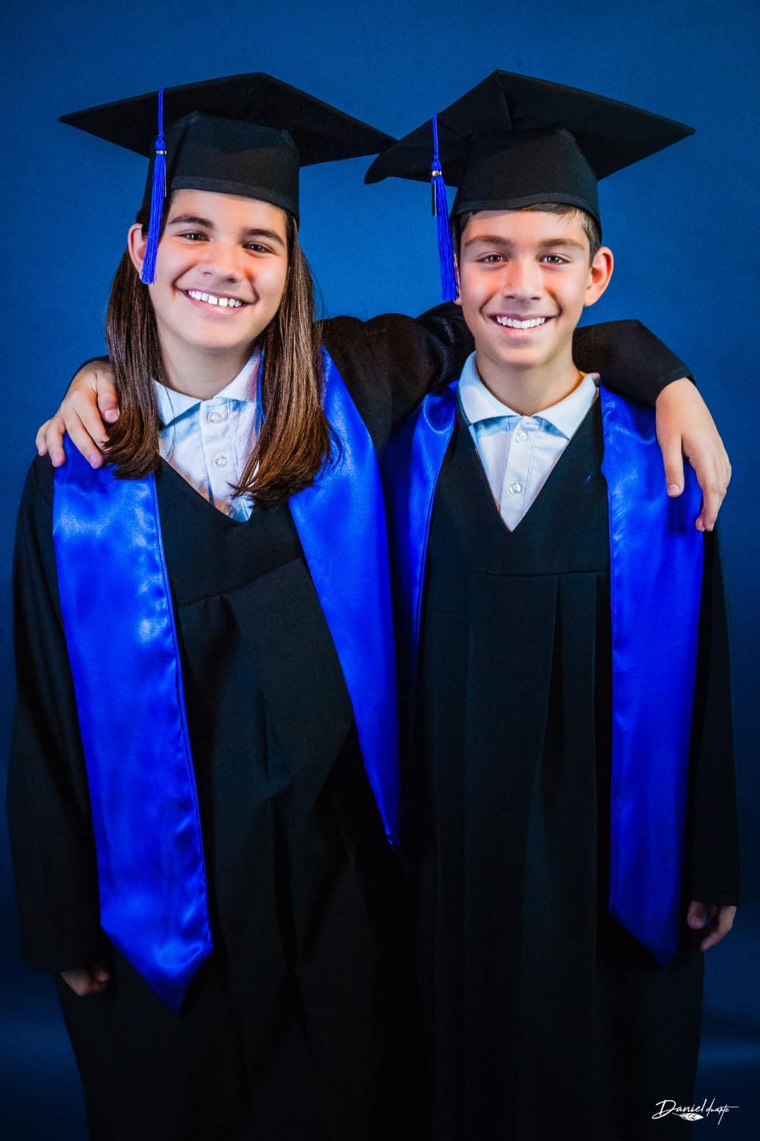 Alumnos del Colegio Americano del Pacífico S.C. se gradúan de primaria