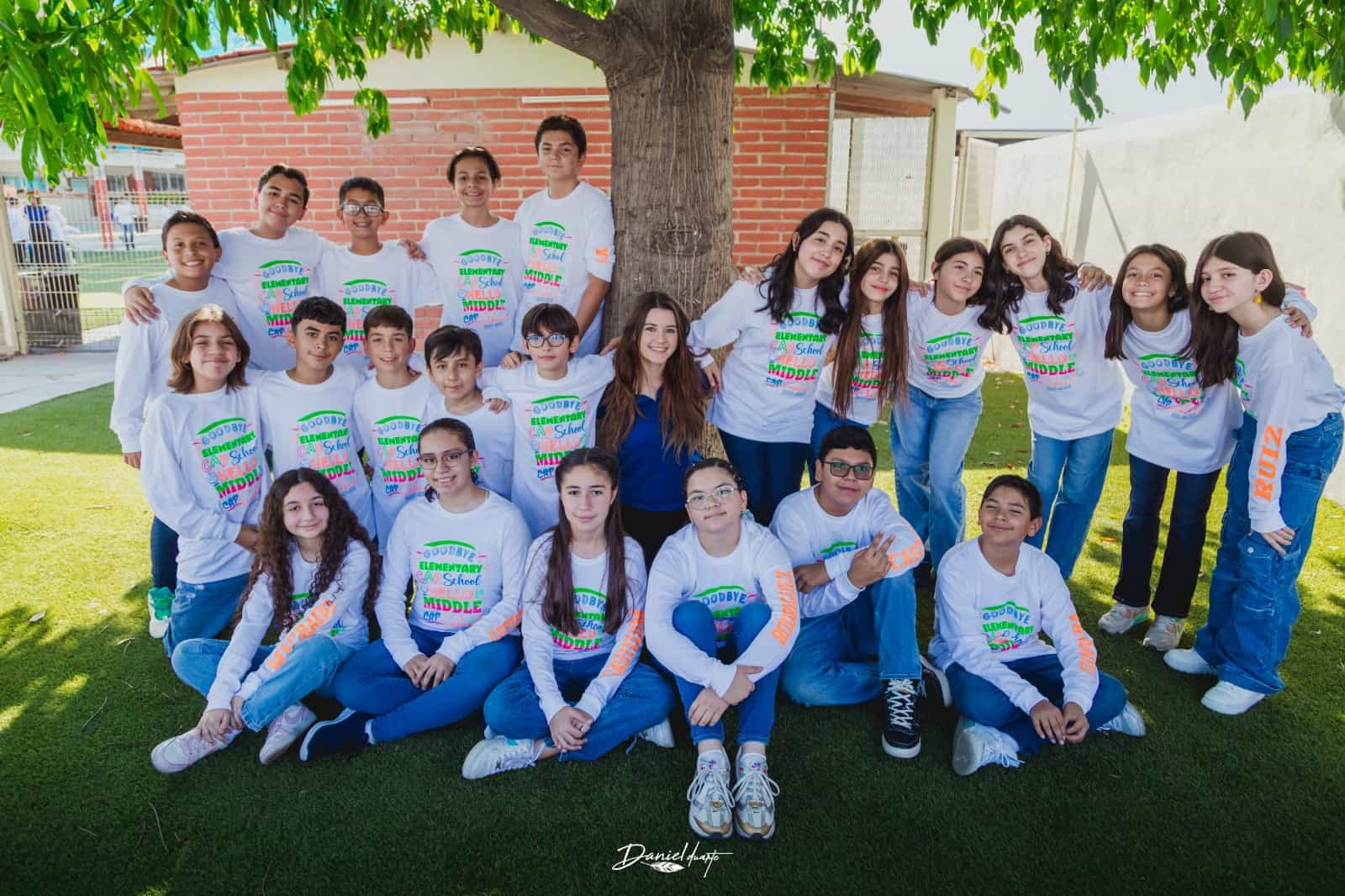 Alumnos del Colegio Americano del Pacífico S.C. se gradúan de primaria