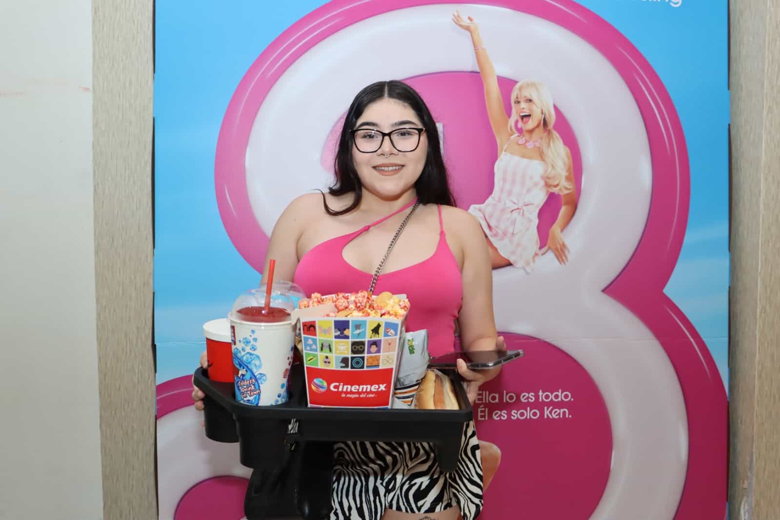 Disfrutan del estreno de Barbie